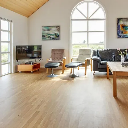 Suvi - 900m From The Sea By Interhome 펜션