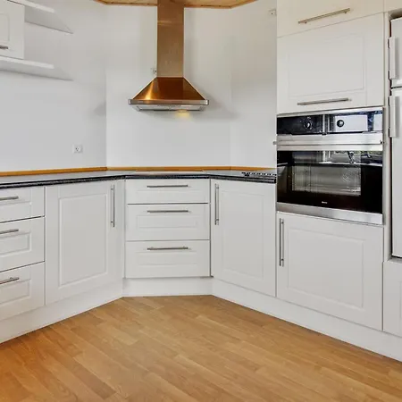 Suvi - 900m From The Sea By Interhome *