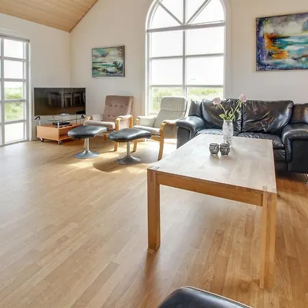 Suvi - 900m From The Sea By Interhome *